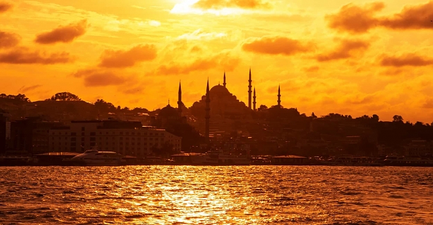 İstanbul İçin Sahur ve İftar Vakitleri (İmsakiye) 2023