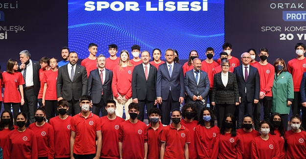 Bakan Özer'den Spor Liseleri Açıklaması